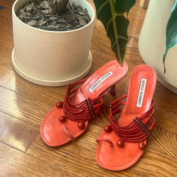 Manolo Blahnik beaded kitten heel sandals 👠 - Picture 8 of 14